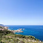 Rosi Villa