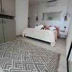Rosi Villa *
